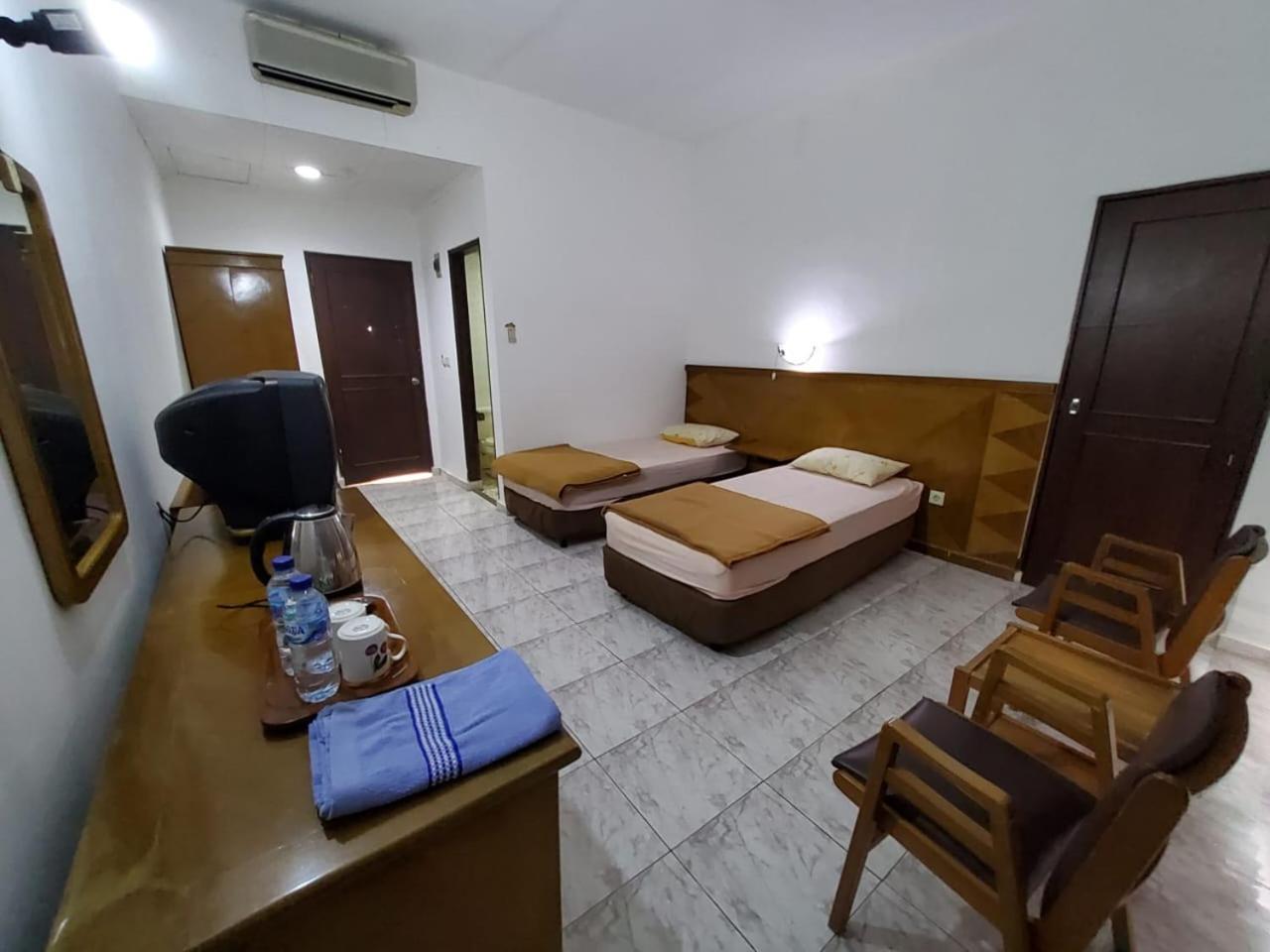 Hotel Kumala Samudra Cikakak Luaran gambar