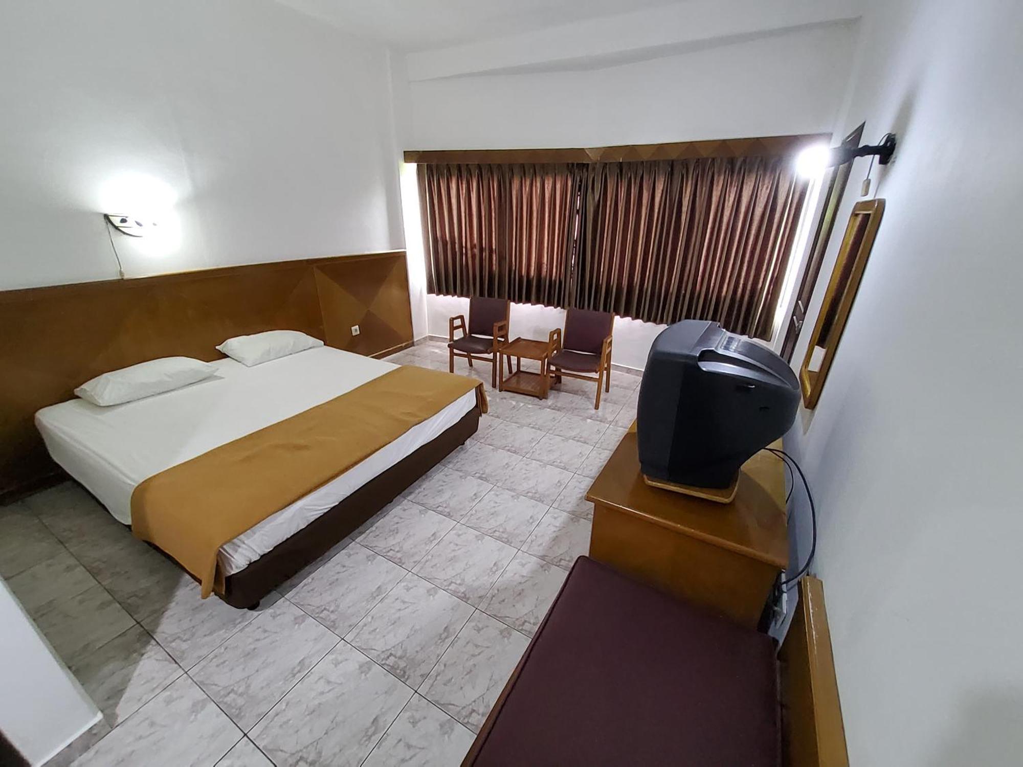 Hotel Kumala Samudra Cikakak Luaran gambar
