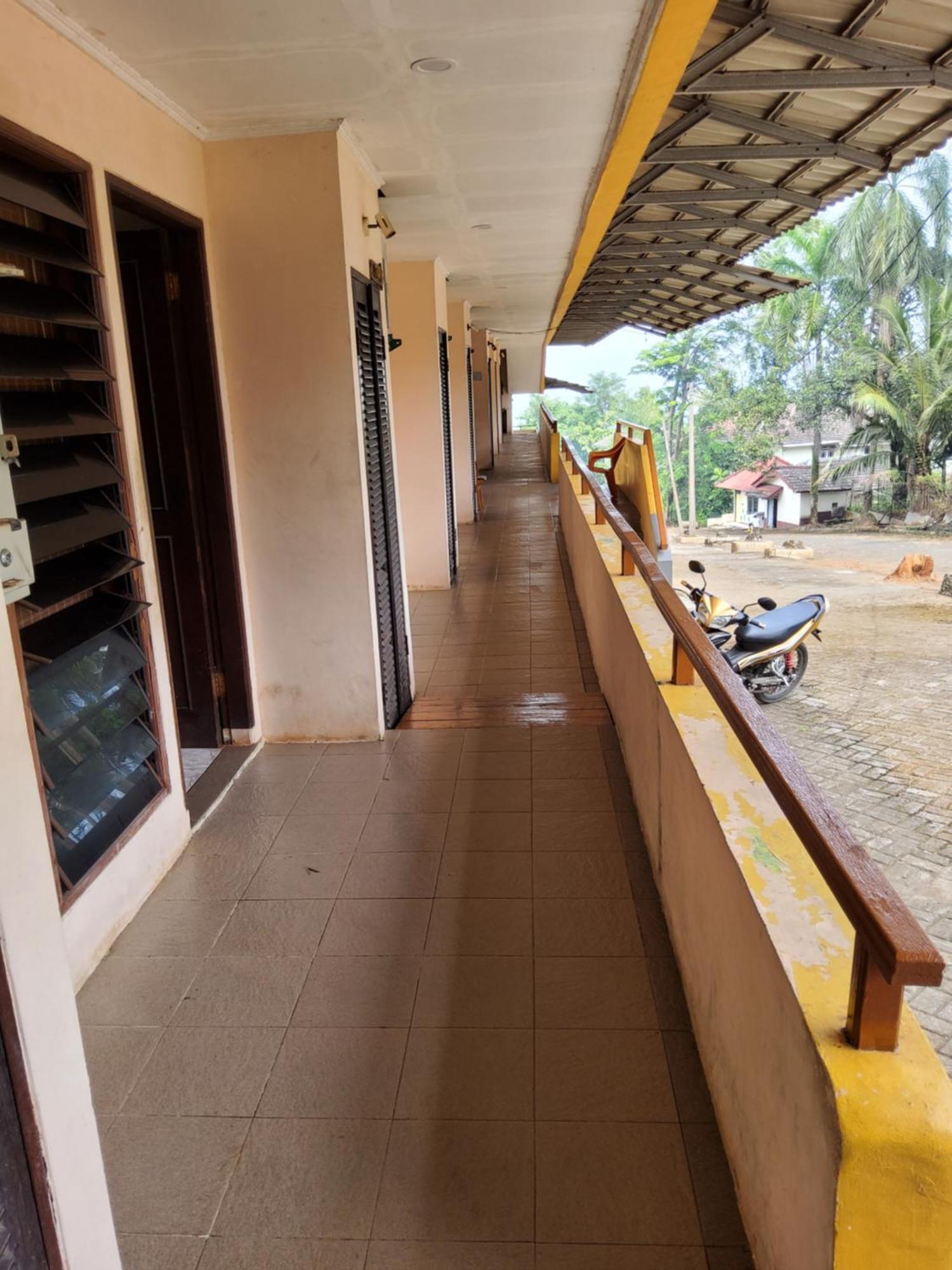 Hotel Kumala Samudra Cikakak Luaran gambar